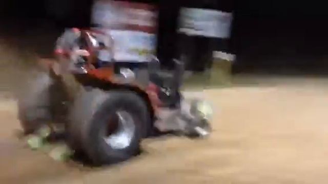 17yr old Trent Vander velden pulling his own mini rod смотреть онлайн