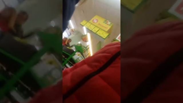 Покупки с подругой смотреть онлайн