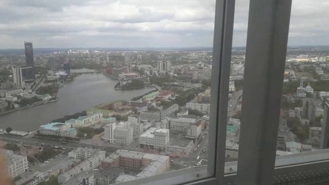 Смотровая площадка на небоскребе "Высоцкий" смотреть онлайн