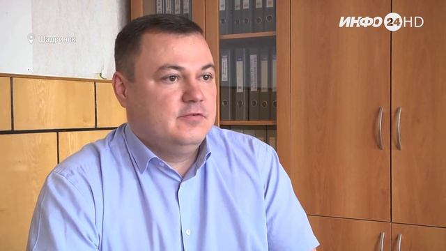 На Шадринских улицах ремонтируют дорожное полотно (2021-09-15) смотреть онлайн