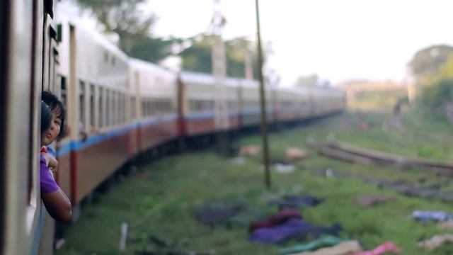 Around the World in 54 Days and $10,000 смотреть онлайн