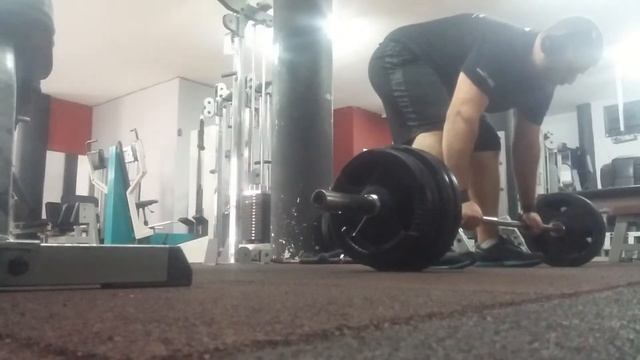 My first time 160 KG deadlift (360 lbs) смотреть онлайн