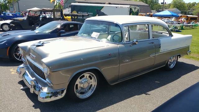 1955 METALLIC PEWTER + WHITE CHEVROLET BEL AIR NJ QQ '4KICKS' смотреть онлайн