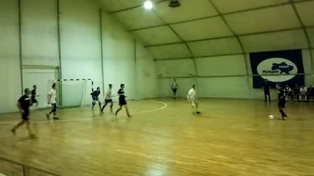Скифы - Крылья Донбасса 5-9 (1й тайм) смотреть онлайн
