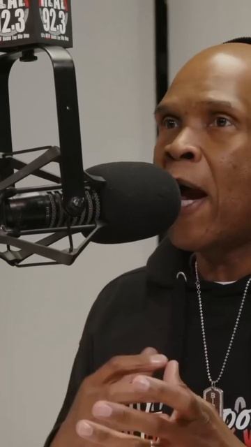 50 cent and Big Boy talks shaking dead weight смотреть онлайн