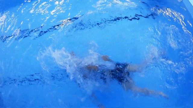 Грудничковое плавание в Мин-Водах | Капелька КМВ #01 смотреть онлайн