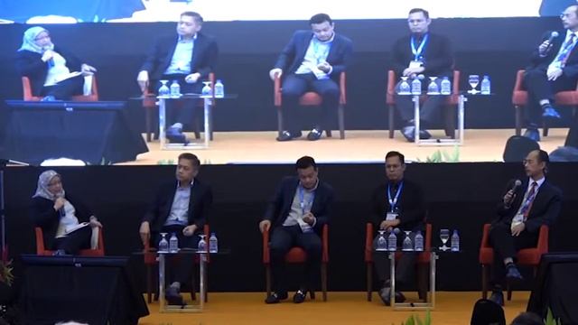 Panel 2 Marriage of the Intelligent, Intelligent factories and intelligent people смотреть онлайн