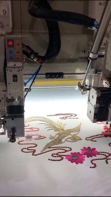 Embroidery or patterns on genuine leather, synthetic leather and fabric LOGO, etc. смотреть онлайн