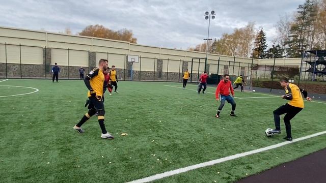 Кембридж-Парк Авеню 1 тайм смотреть онлайн