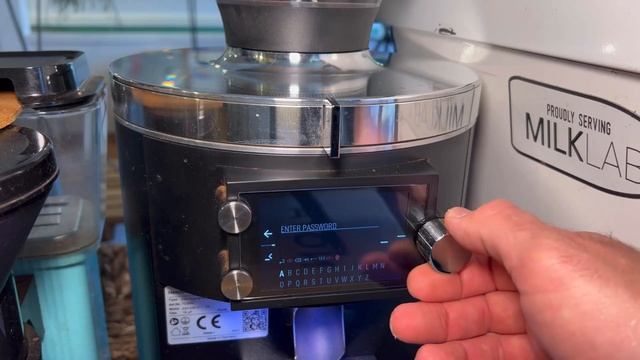Removing the Service Required Alert on a Mahlkönig E65S Coffee Grinder #subscribe #howto смотреть онлайн