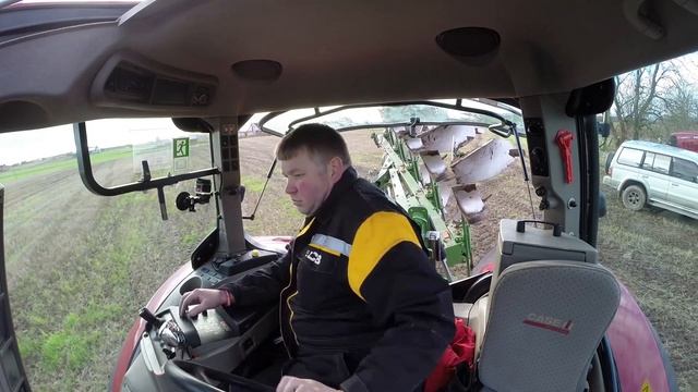 Case Puma 185 with Amazone Cayron 200, 5 furrow plough @ Crimond 2014. смотреть онлайн