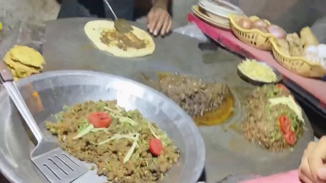 Aj ka din ma azat ho gya😂fun with friends 😂kulfi lari😡 смотреть онлайн