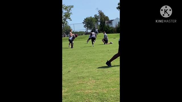 Jeremyah Carter - Slot receiver picks up some yards from a motioned out route. смотреть онлайн