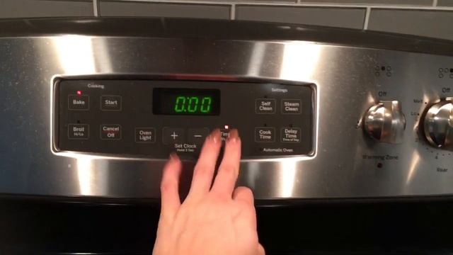 Valentine's Day- HEALTHY BROWNIES! With Strawberry Protein Frosting! YUM смотреть онлайн