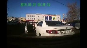 ДЕВУШКИ ЗА РУЛЕМ