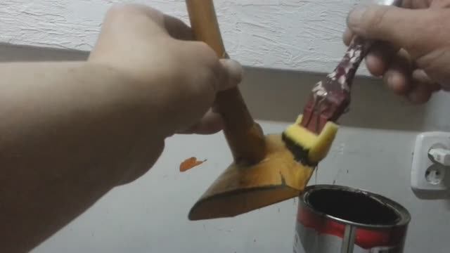 Кисть из прищепки  и поролона своими руками