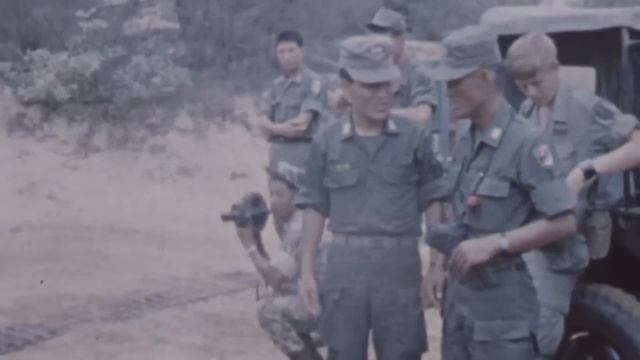 M-113 American Troop Transport is Worse Than You Think смотреть онлайн