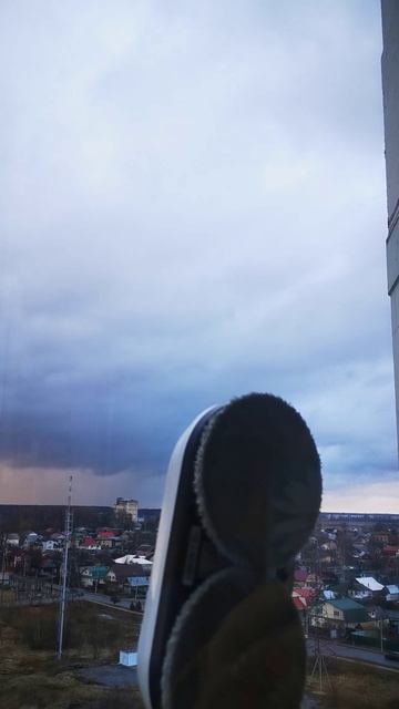 1 февраля, мою окна зимой #необычнаязима #1февраля #зима2025 #теплаязима #чистыеокна #окна #погода смотреть онлайн