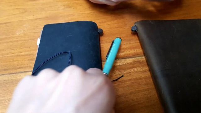 We Got Another Traveler's Company Olive Leather Notebook смотреть онлайн