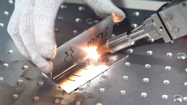 Демонстрация работы лазерного сварочного станка SLS Fiber | www.tdbulat.ru смотреть онлайн