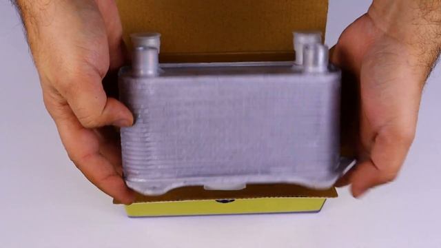 RADIATOR UBC000070 MAGNETI MARELLI MO0275RC смотреть онлайн