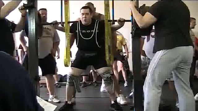 DPC 050810 squat rozek 530.wmv смотреть онлайн