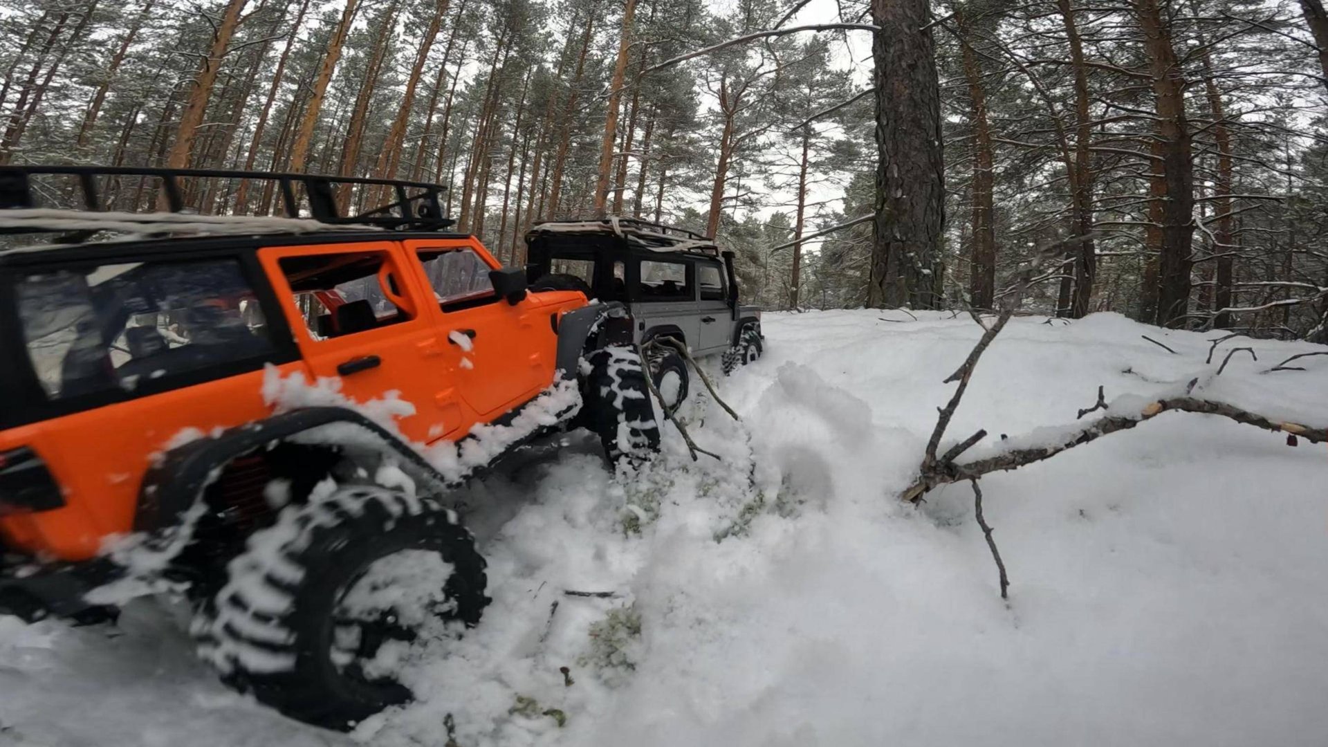 Джипы MN128 и MN99s - тест драйв в условиях снежного покрытия смотреть онлайн