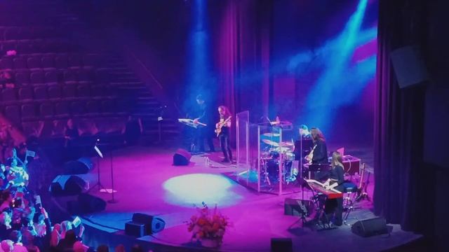 Концерт 🎤🎹 Эмма М в Vegas City Hall смотреть онлайн