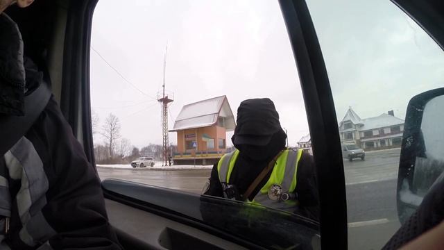 ТРЕШЬ! БЕСПРЕДЕЛ ЛЬВОВСКОЙ ПОЛИЦИИ! смотреть онлайн
