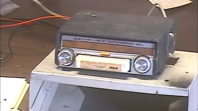 Barry's 8 Track Repair # 820 - Lear Jet Stereo 8 Model A-259 Conversion смотреть онлайн