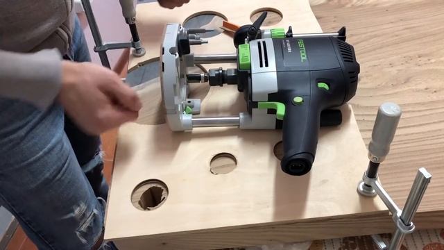 Фрезеровка Массива Карагача смотреть онлайн