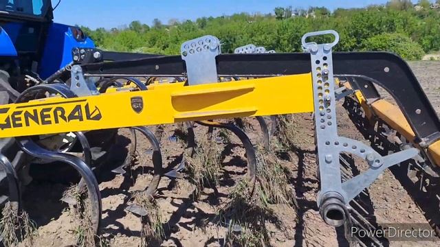 Морозильник в тракторі, культивація під посів сої в трьох різних обробках поля! смотреть онлайн
