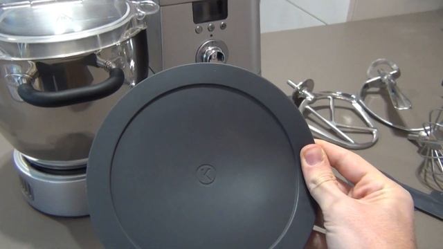 Video Kenwood Cooking Chef KM082 contenuto confezione смотреть онлайн