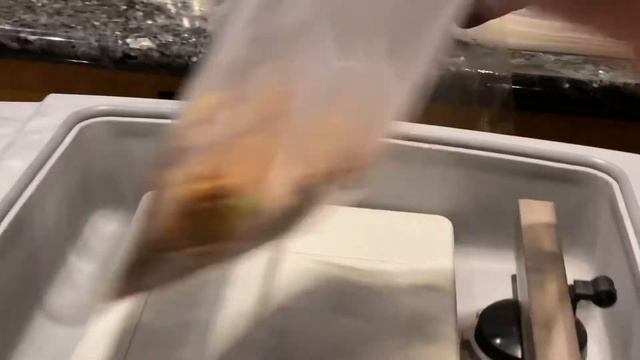 AFES VAC 100 vacuuming pulled pork and fried rice left overs смотреть онлайн