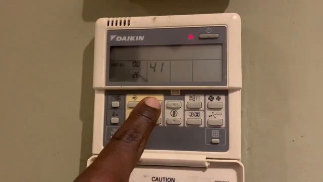 Lecture Des Températures Ambiante, Liquide Et Gaz Sur Une Télécommande BRC1D52 De Daikin