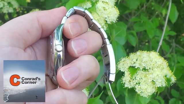Rolex Oyster Perpetual 39 - Rhodium Dial - Discontinued смотреть онлайн