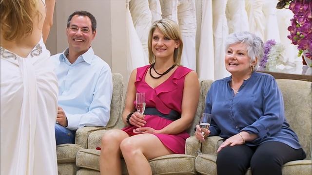 Elderly Bride Seeks Sleek Gown - Brides Of Beverly Hills 110 - Kit And Kim смотреть онлайн