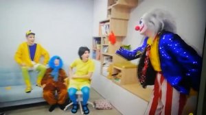 клоун а4 стал няней на 24 часа