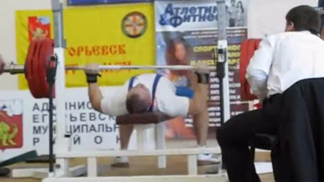 Roman Golubev RAW benchpress 190kg@90 смотреть онлайн