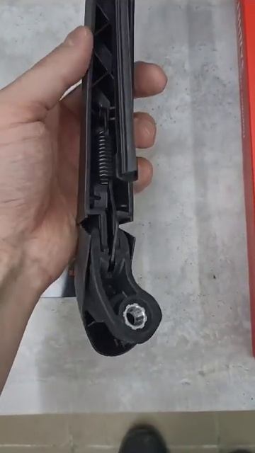 Поводок стеклоочистителя задний BMW X3 F25 (10-17) смотреть онлайн