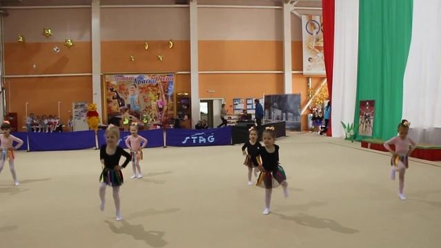 Гимнастический клуб «Принцесса спорта». смотреть онлайн