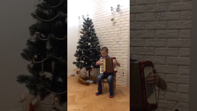 Ніч яка місячна смотреть онлайн