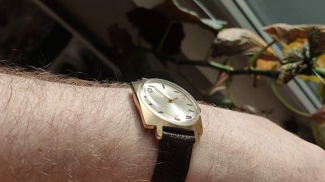 пьяные POLJOT, экспортные и противоударнве часы 1970-х годов,позолота Ау 10 смотреть онлайн