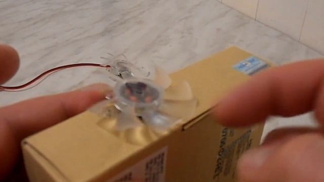 Comparison work of two cooler fans 55 mm смотреть онлайн