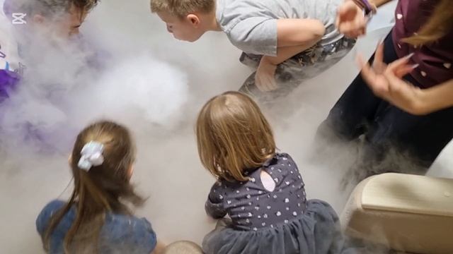 Побывали на супер шоу у друга 😃🍫