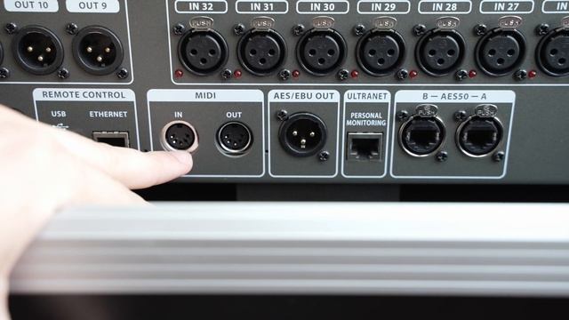 Behringer X32 - Alle Anschlüsse Erklärt AES50 AES/EBU XLR AUX...
