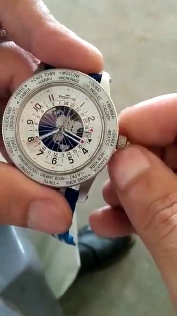 Fortis world timer automatic Swiss 42mm men's watch смотреть онлайн