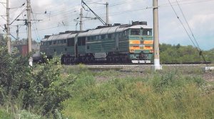 Тепловоз 2ТЭ116-1200 с контейнерным поездом