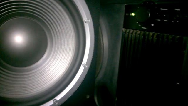 Free Bird solo By Denon AVR 2808ci @ JBL Venue Stage,Sub12 e Control Sub 10 смотреть онлайн