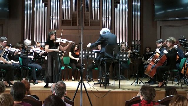 Mozart concert No. 3 for violin and orchestra - Sofia Firsova смотреть онлайн